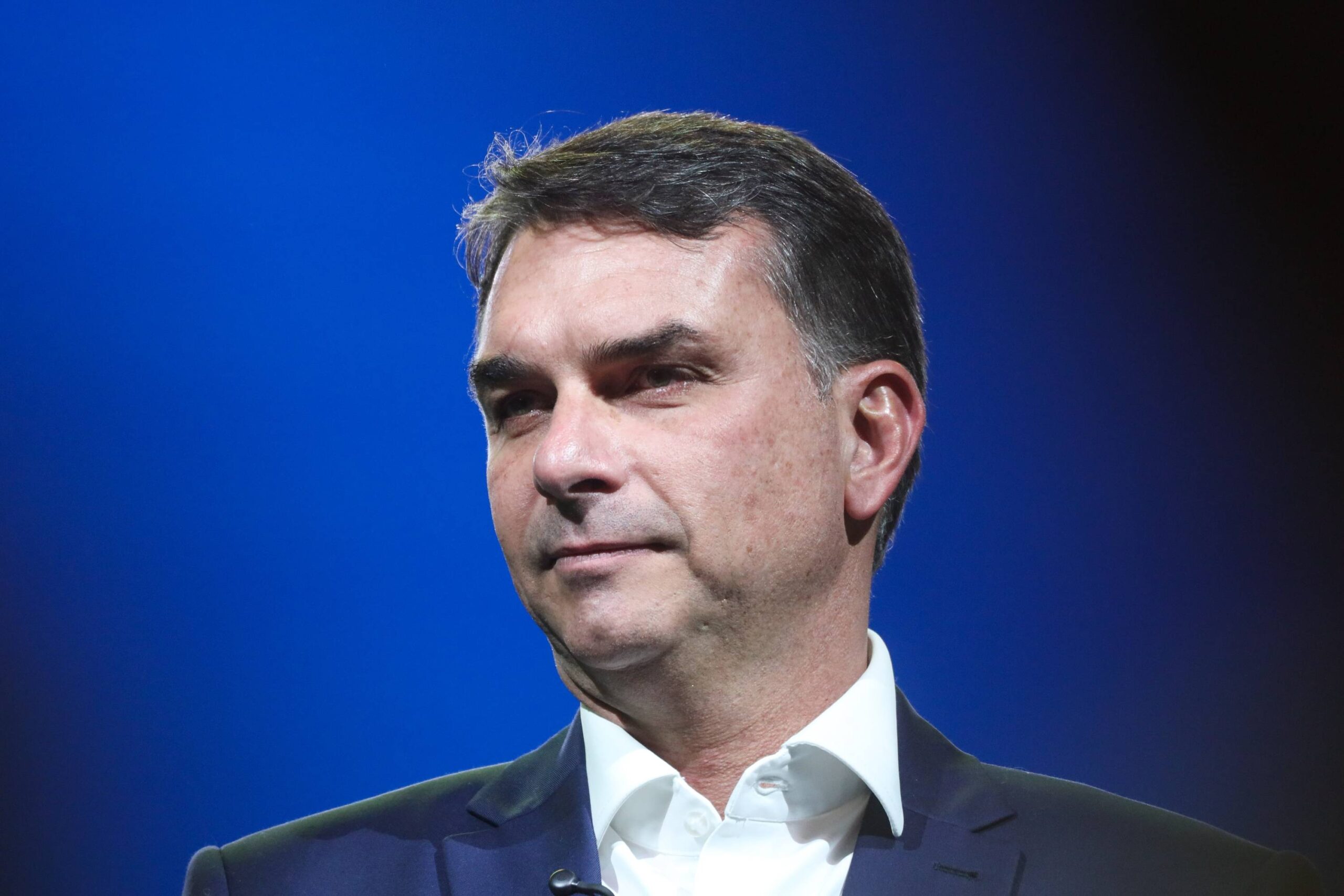 Flávio sobre STF e caso Discord: ‘A censura começou pra valer no Brasil’